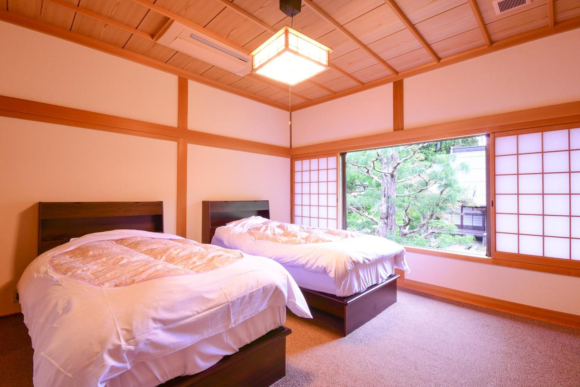 Koyasan Shukubo Saizenin Hotel Exterior photo