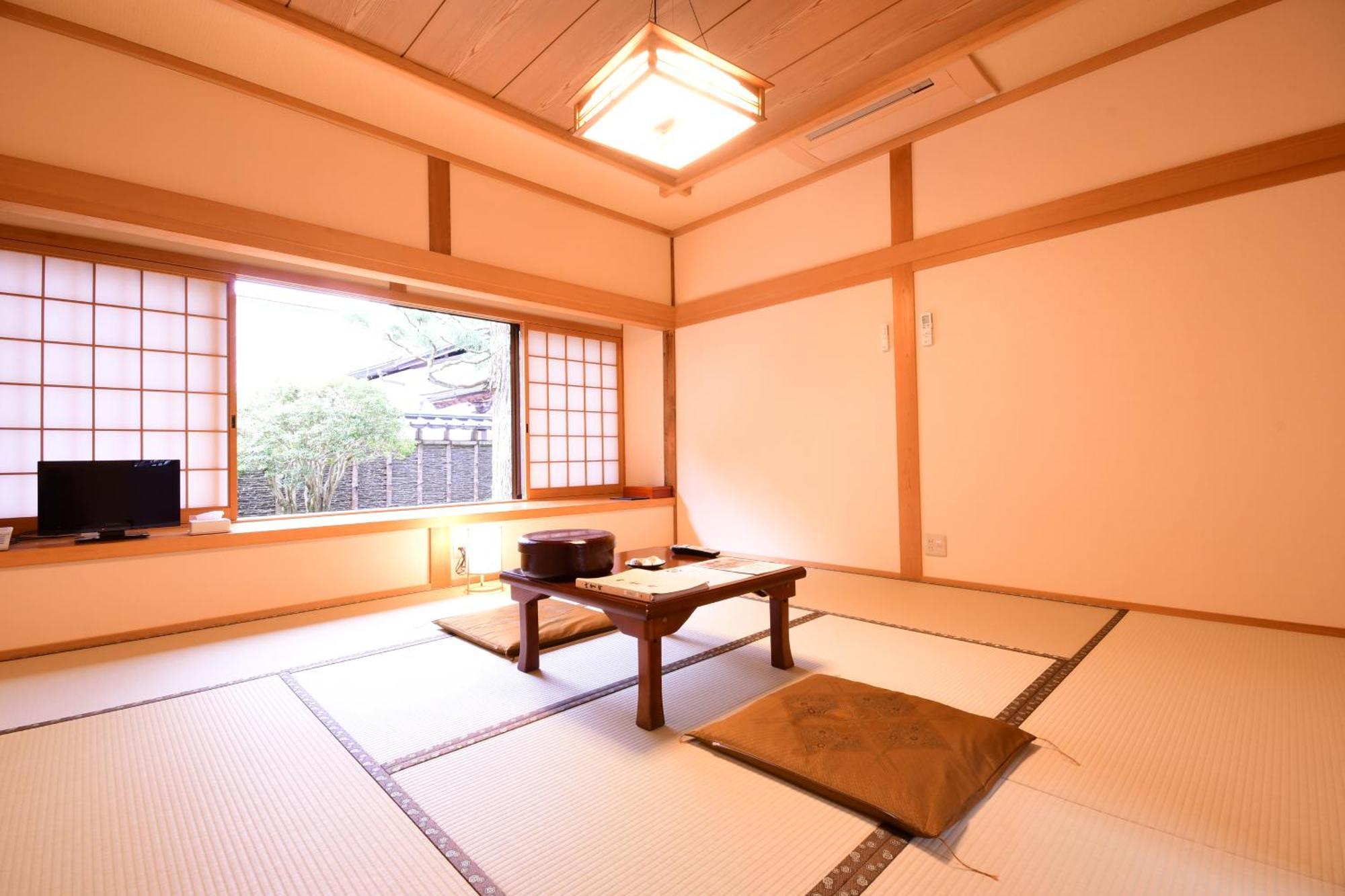 Koyasan Shukubo Saizenin Hotel Exterior photo