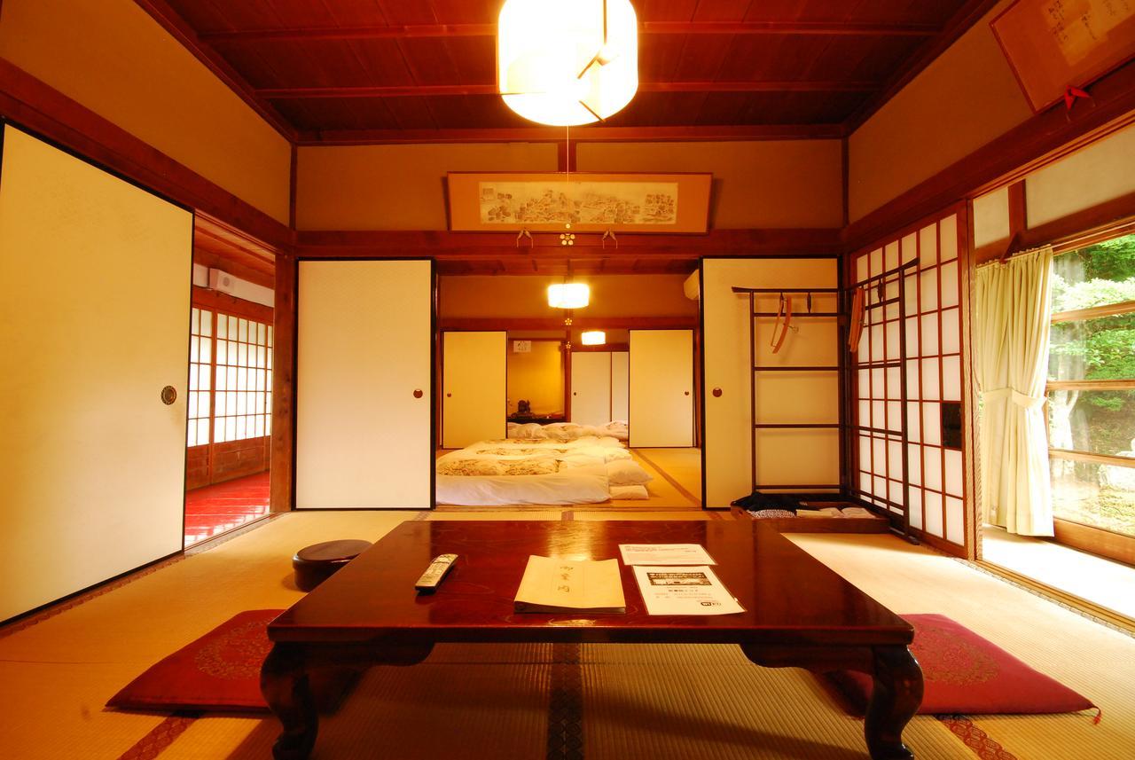 Koyasan Shukubo Saizenin Hotel Exterior photo