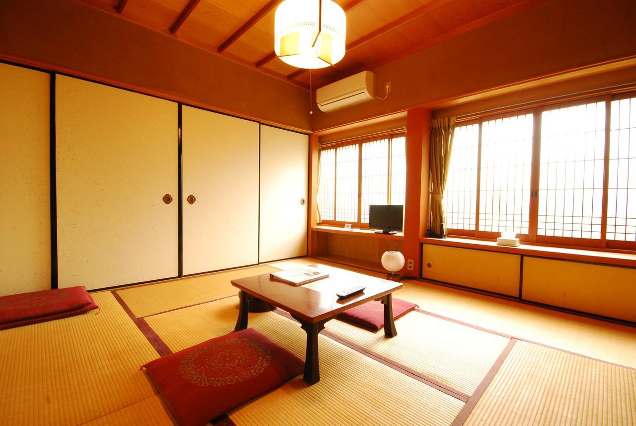 Koyasan Shukubo Saizenin Hotel Exterior photo