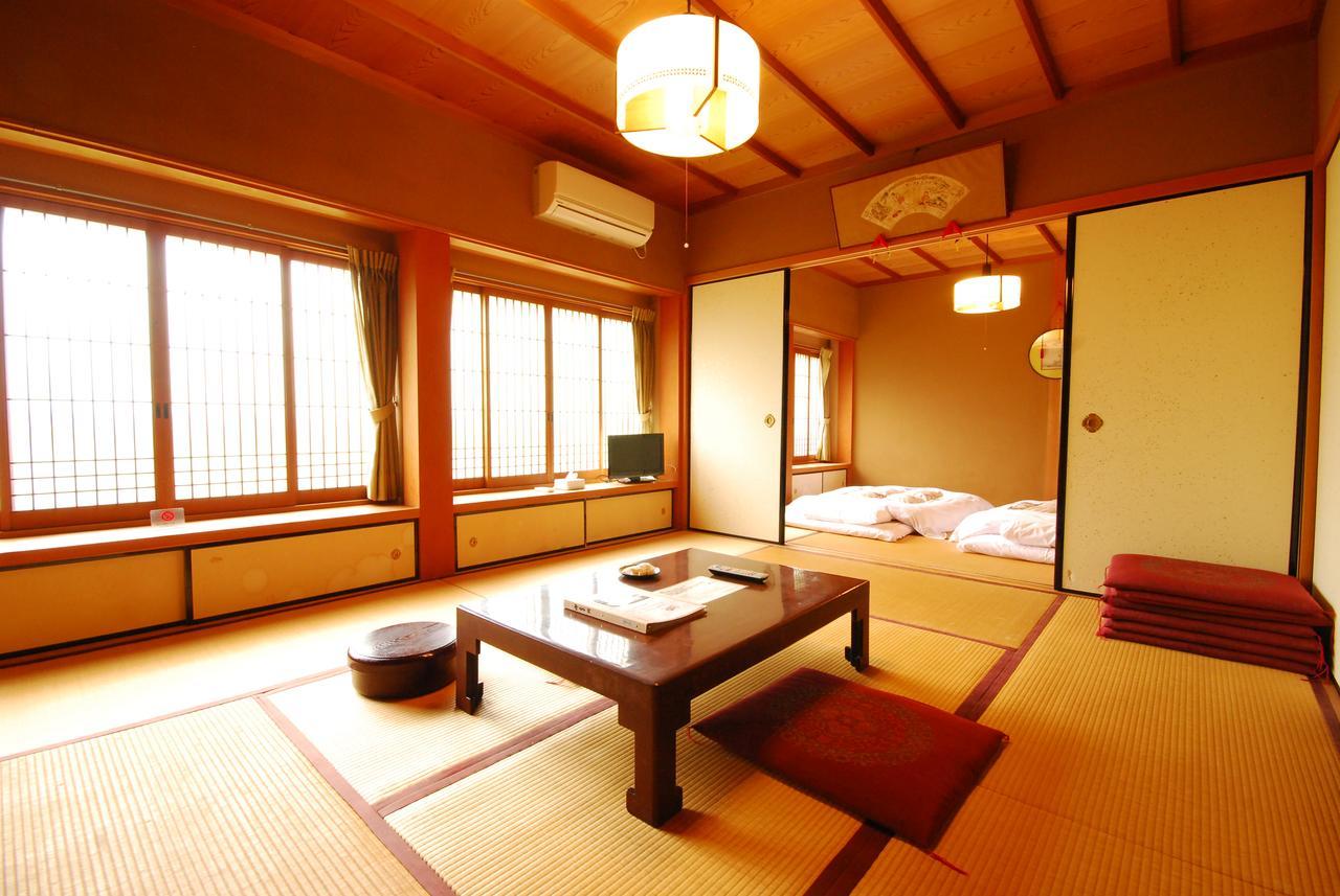 Koyasan Shukubo Saizenin Hotel Exterior photo
